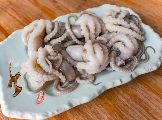 墨魚(yú)干放三年了還能吃嗎?泡發(fā)墨魚(yú)干用溫水還是冷水