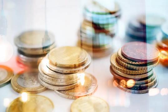 2022年基金該怎么布局?2022年適不適合買基金