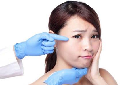 三角眼矯正手術要注意什么?三角眼的特征與產生的原因