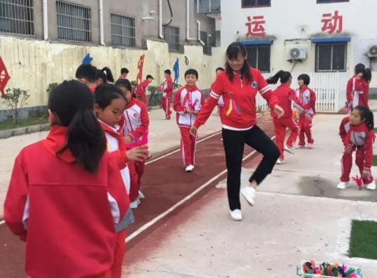 跳完毽子操小腿疼正常嗎?毽子操會(huì)不會(huì)損傷膝蓋