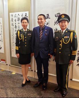 紅色信仰經(jīng)典永恒 華國中赴湖南參加紀(jì)念偉人毛主席誕辰130周年部長將軍藝術(shù)家書畫展 紅色信仰經(jīng)典永恒 華國中赴湖南參加紀(jì)念偉人毛主席誕辰130周年部長將軍藝術(shù)家書畫展