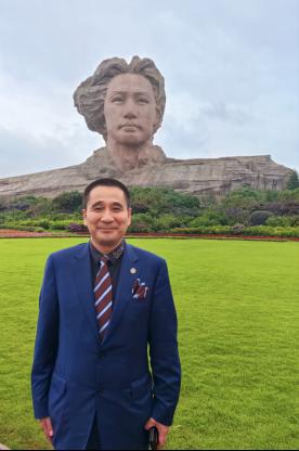 紅色信仰經(jīng)典永恒 華國中赴湖南參加紀(jì)念偉人毛主席誕辰130周年部長將軍藝術(shù)家書畫展 紅色信仰經(jīng)典永恒 華國中赴湖南參加紀(jì)念偉人毛主席誕辰130周年部長將軍藝術(shù)家書畫展