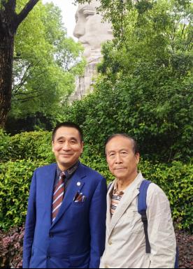紅色信仰經(jīng)典永恒 華國中赴湖南參加紀(jì)念偉人毛主席誕辰130周年部長將軍藝術(shù)家書畫展 紅色信仰經(jīng)典永恒 華國中赴湖南參加紀(jì)念偉人毛主席誕辰130周年部長將軍藝術(shù)家書畫展