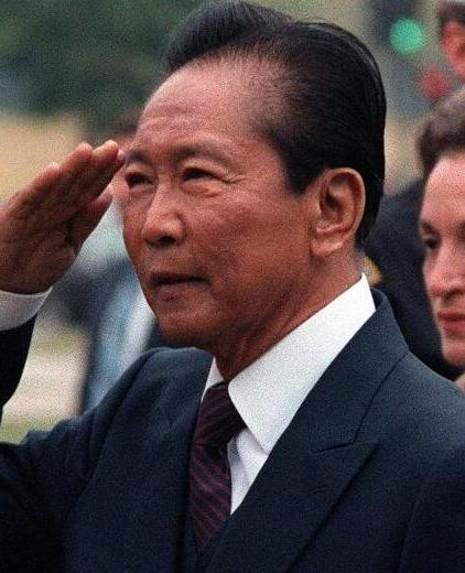 費迪南德·馬科斯.jpg