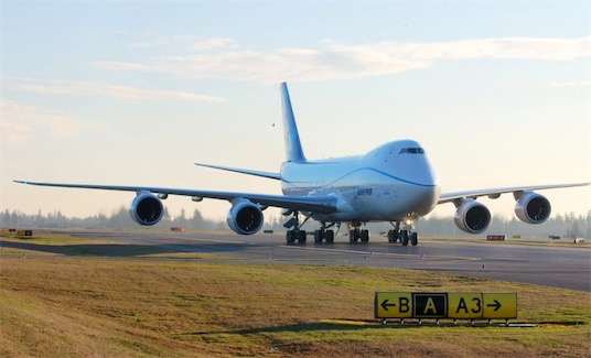 全球最長飛機執(zhí)飛 B747-8F一年可帶貨1.2萬噸