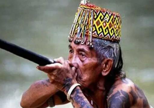 世界上唯一雙目失明的民族,盲族部落里的300多人全部都是瞎子