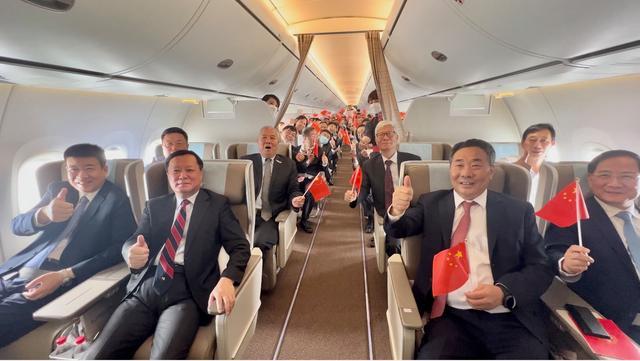 國產大飛機C919商業首航成功 國產大飛機C919商業首航成功