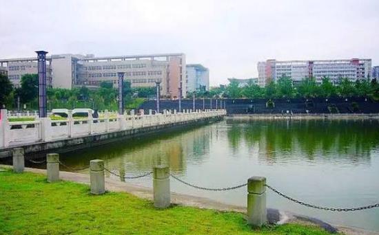 4、四川外國語大學.jpg