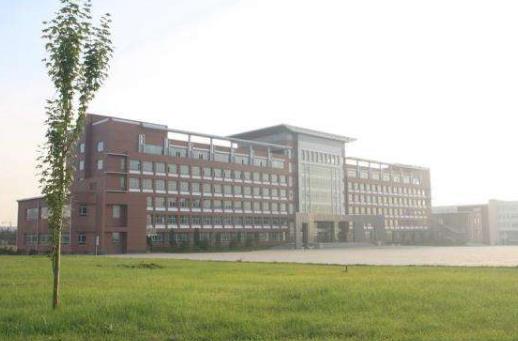 8、內蒙古科技職業學院.jpg
