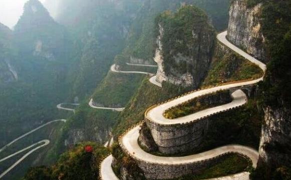 六、天門山盤山公路.jpg