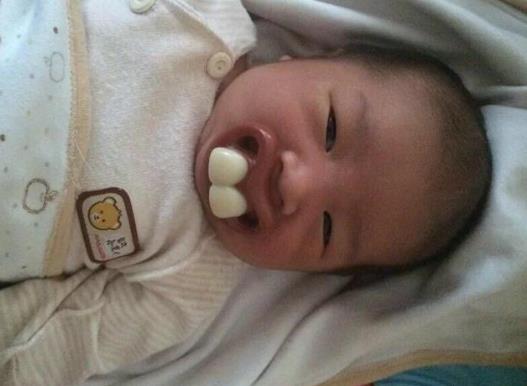 7、奶嘴.jpg