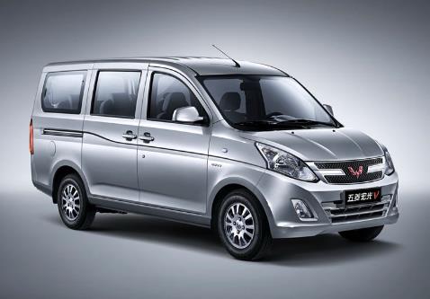 十大最熱門MPV車型排行榜,寶駿730價格低,載物空間大