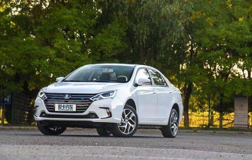 十款新能源電動小汽車排名,北汽新能源EC200更經(jīng)濟實惠