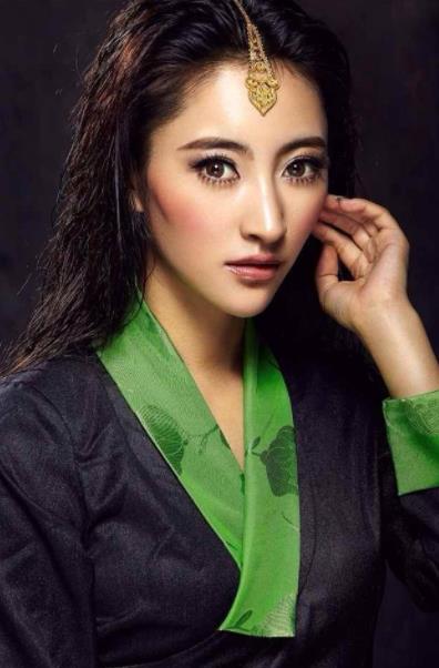 藏族十大美女排名,阿蘭·達瓦卓瑪、降央卓瑪美若天仙