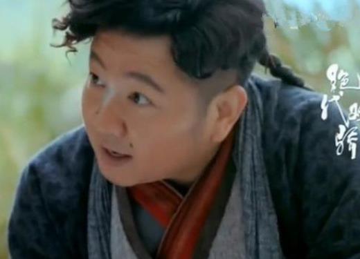 絕代雙驕?zhǔn)髳喝耍艢⑷朔Q“血手”,李大嘴武功高強(qiáng)
