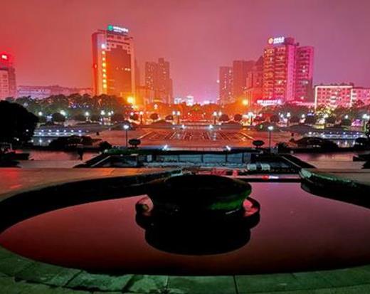 廣安十大旅游景點排名,華鎣山環境優越,寶箴塞旅游區是有名古寨