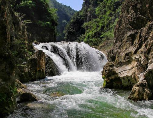 湘西十大景點(diǎn)排名,乾州古城建筑宏偉大氣,猛洞河漂流山清水秀