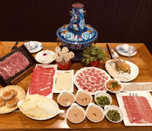 中國十大火鍋品牌排名,海底撈服務優秀,呷哺呷哺是小火鍋品牌