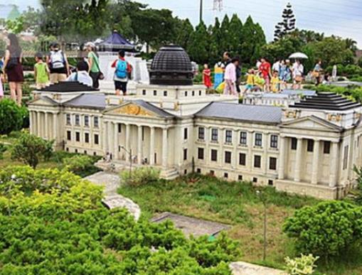 世界十大主題樂園排名,丹麥蒂沃利公園、深圳世界之窗吸引人