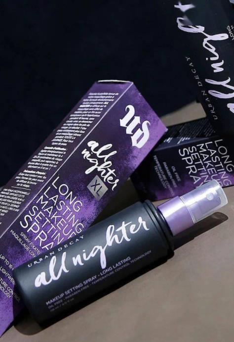 夏季必備定妝噴霧,玫珂菲定妝噴霧、NYX定妝噴霧控油爽膚