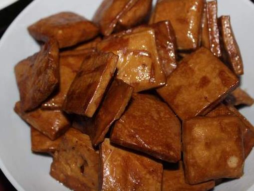 安徽省馬鞍山市和縣特產(chǎn),和縣炸牛肉、一品玉帶糕回味無窮