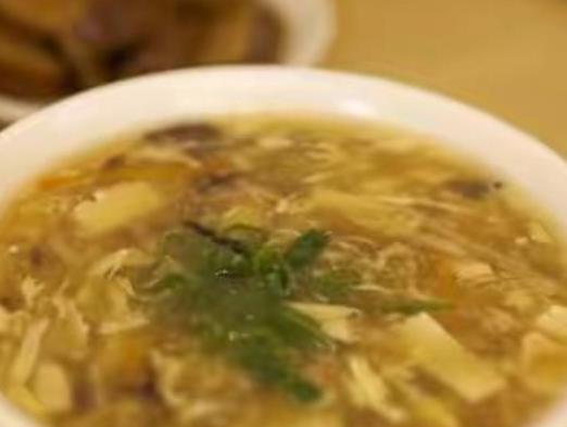 河南十大小吃排行榜,胡辣湯具有代表性、油饃頭是河南常見早餐