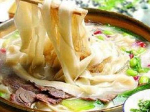 河南十大小吃排行榜,胡辣湯具有代表性、油饃頭是河南常見早餐