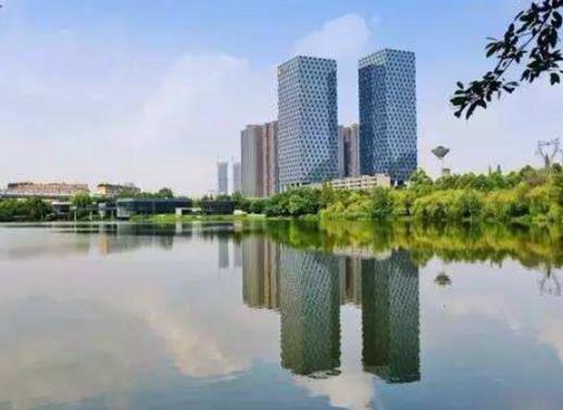 德陽十大公園廣場排行榜,三星堆大草原適合散步、東湖山公園環(huán)境很好