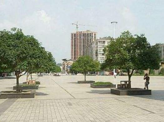 德陽十大公園廣場排行榜,三星堆大草原適合散步、東湖山公園環(huán)境很好