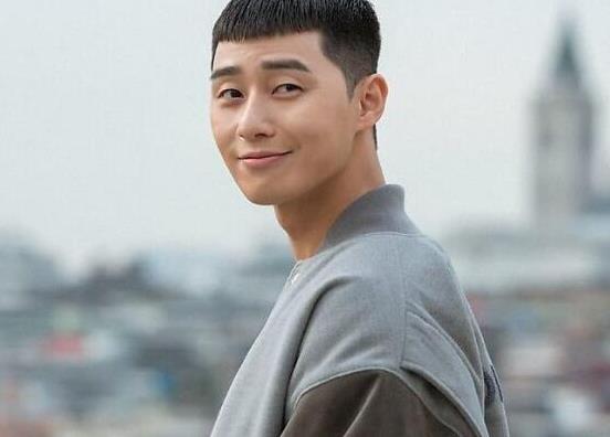 2021年韓國十大最帥男演員,金秀賢演技很好、金賢重熱衷公益慈善事業