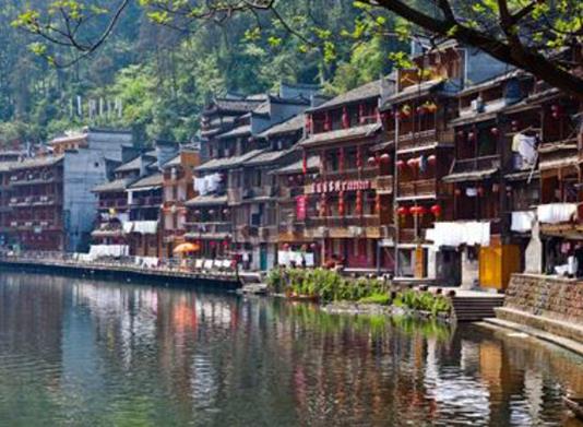 廣西十大古鎮排行榜,黃姚古鎮歷史悠久、興坪古鎮有著天然風景區