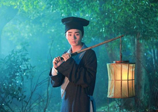 湖北十大帥哥明星排行榜,王凱代表作《大江大河》、李現迷妹多