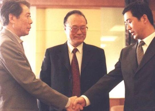 中國十大經(jīng)典反腐電視劇,龍年檔案、我主浮沉收視率很不錯