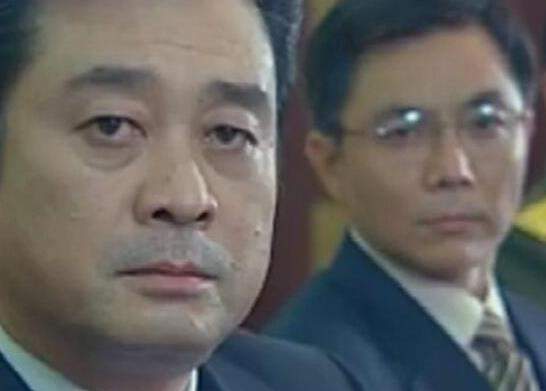 中國十大經(jīng)典反腐電視劇,龍年檔案、我主浮沉收視率很不錯