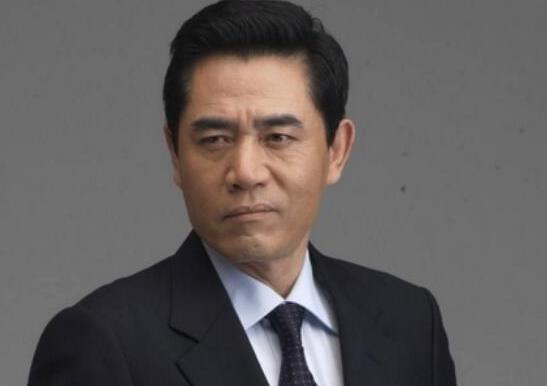 中國(guó)十大老戲骨男演員排名,李雪健演技扎實(shí)、陳道明正氣十足