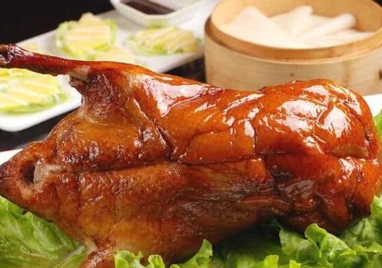 十大滇菜招牌菜排行榜,汽鍋雞鮮香可口、白油雞樅健脾和胃