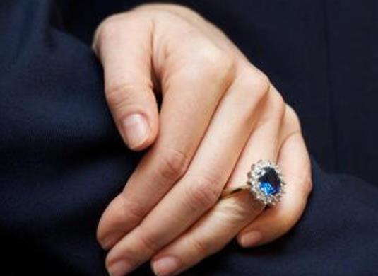 世界十大名戒指,拿破侖的求婚鉆戒、格拉夫粉鉆非常有價值