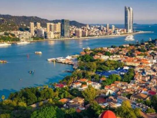 中國(guó)最美的十大海濱城市,三亞號(hào)稱(chēng)東方夏威夷、青島旅游美學(xué)價(jià)值高