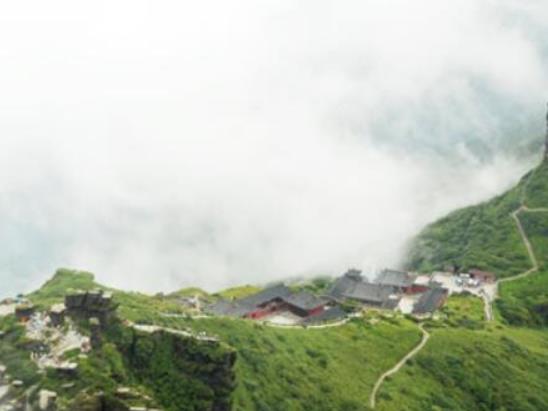 中國十大世界自然遺產,九寨溝景區、神農架旅游區都是原生態旅游區