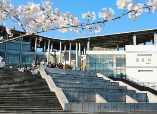 浙江十大最美大學(xué)校園,浙江大學(xué)歷史悠久、浙江工業(yè)大學(xué)校園環(huán)境優(yōu)雅