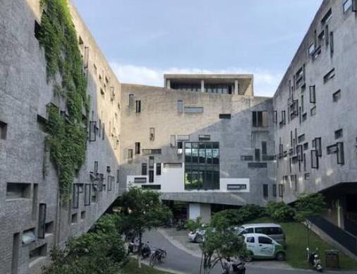 浙江十大最美大學(xué)校園,浙江大學(xué)歷史悠久、浙江工業(yè)大學(xué)校園環(huán)境優(yōu)雅