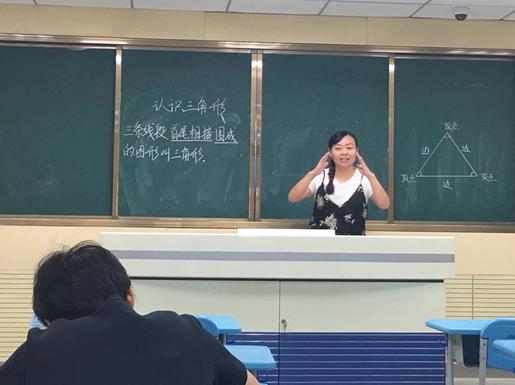 馬爾康十大教育培訓機構排名,大唐教育培訓學校的趣味英語課堂很有趣