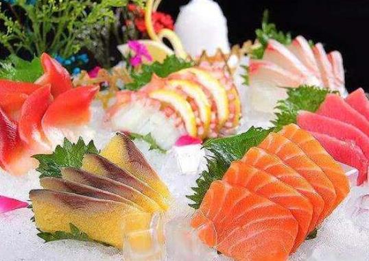 世界十大頂級名菜,英國炸魚薯?xiàng)l老少皆宜、法國鵝肝醬吃法多樣