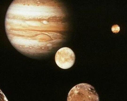太陽系中十大衛(wèi)星排名,木衛(wèi)三分層明顯、木衛(wèi)六體積比水星還大