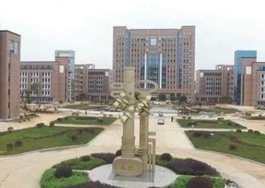 湖南十大名專排行榜,長沙民政職業(yè)技術(shù)學(xué)院、湖南鐵道職業(yè)技術(shù)學(xué)院很不錯