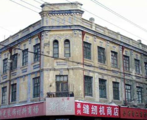 玩轉世界十大冬季旅行圣地旅游排行 克萊恩是阿爾卑斯山地區兩座相連的小城
