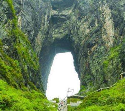 全球十大恐怖懸崖步道旅游景點排行 國王步道吸引了徒步者和冒險家
