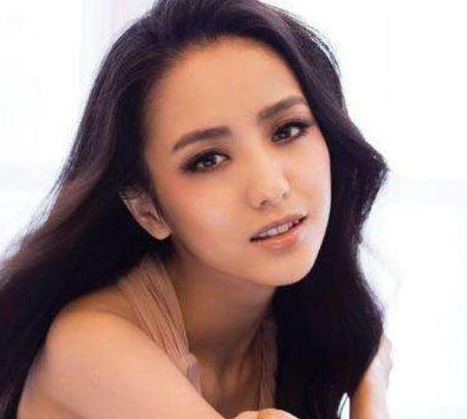 中國當(dāng)紅女星美女排行 唐嫣標(biāo)致甜美的心形面孔