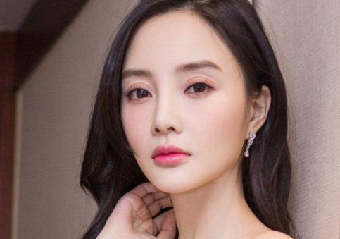 娛樂(lè)圈五大有酒窩美女排行 劉雯兩點(diǎn)酒窩笑起來(lái)很有親和力