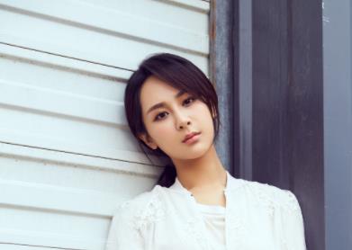 五大女童星長大變性感的華麗轉(zhuǎn)變 楊紫漂亮可愛